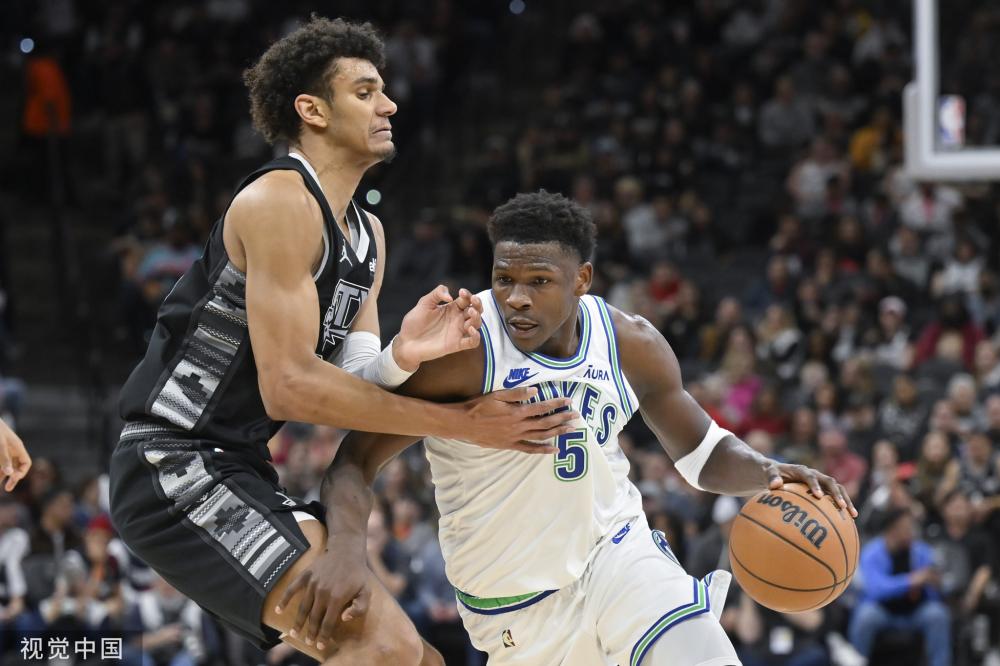 比赛中崭露 比赛中崭露